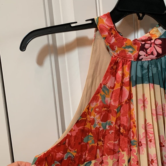 NWT VICI DRESS FORUM Patchwork Pleated Halter Mini Boho Dress S - Picture 6 of 12